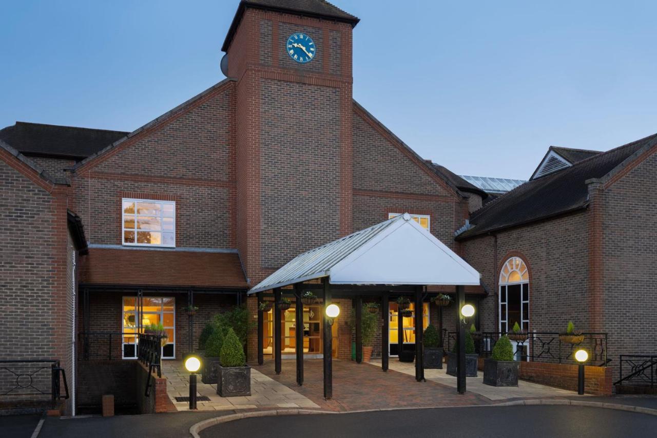 Delta Hotels By Marriott Tudor Park Country Club Maidstone Esterno foto