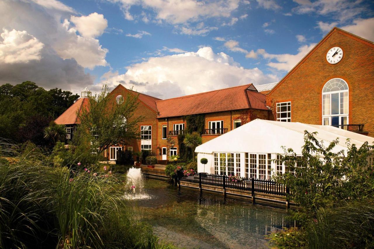 Delta Hotels By Marriott Tudor Park Country Club Maidstone Esterno foto