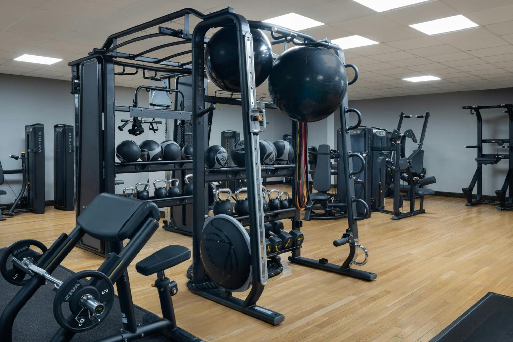 Delta Hotels By Marriott Tudor Park Country Club Maidstone Esterno foto