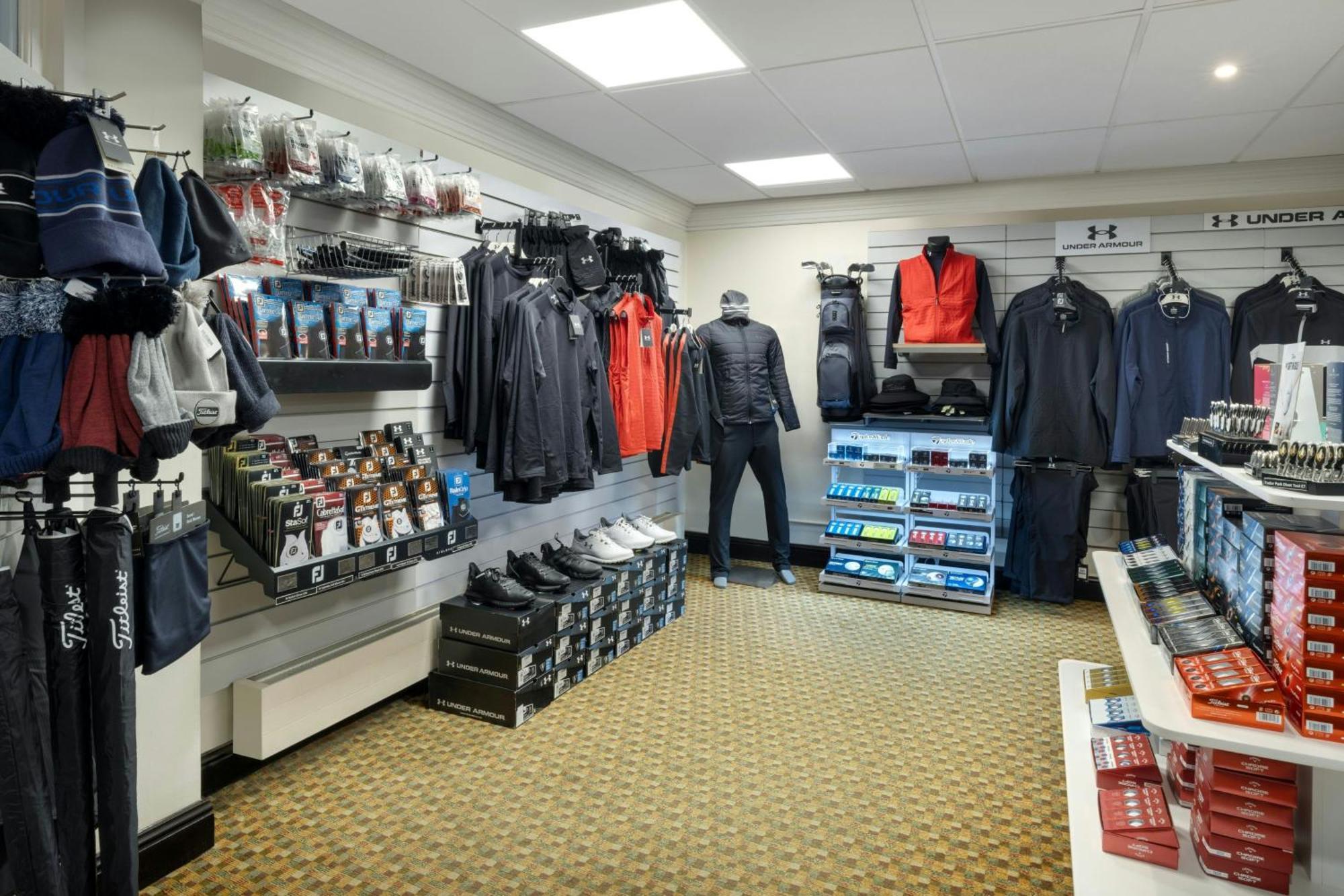Delta Hotels By Marriott Tudor Park Country Club Maidstone Esterno foto